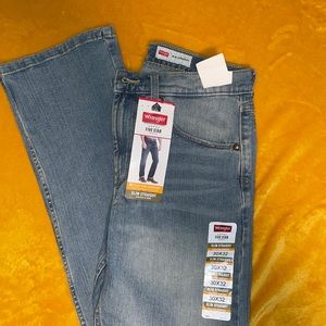 Wrangler jeans men’s Slim straight flex comfort 30x32 , slim seat and thigh